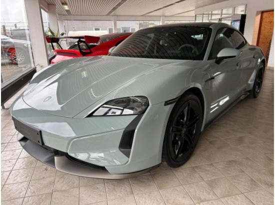 2024 Porsche Taycan Turbo S