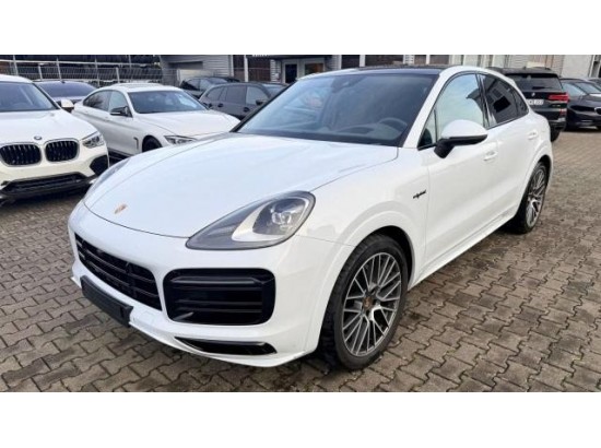 2022 Porsche Cayenne E-Hybrid Platinum Edition
