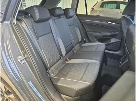 2025 Volkswagen Golf VIII Variant 1.5 TSI 110 kW Goal