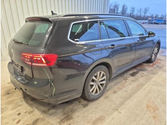 2024 Volkswagen Passat Variant Business