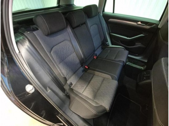 2024 Volkswagen Passat Variant Business