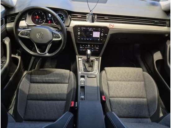 2024 Volkswagen Passat Variant Business