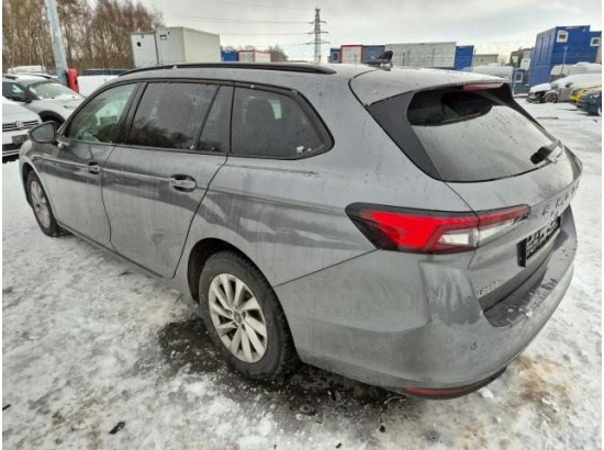 2025 Skoda Superb Combi 2.0 TDI 110kW Essence