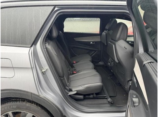 2024 Peugeot 5008 Hybrid 136 GT