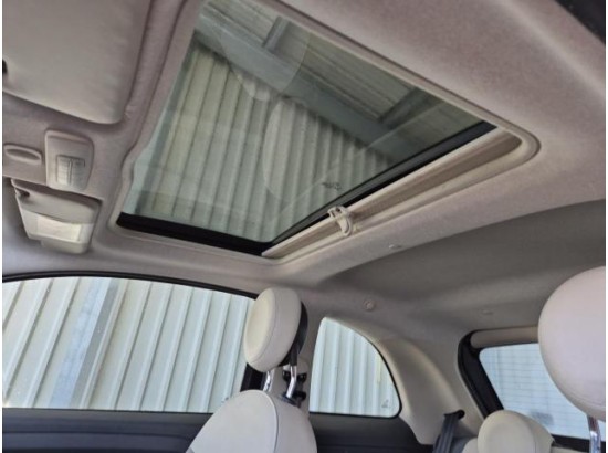 2016 FIAT 500 Lounge