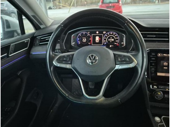 2020 Volkswagen Passat Variant Elegance