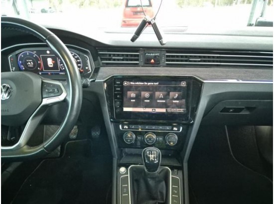 2020 Volkswagen Passat Variant Elegance