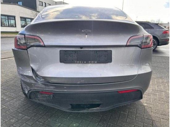 2024 Tesla Model Y AWD Maximale Reichweite Dual