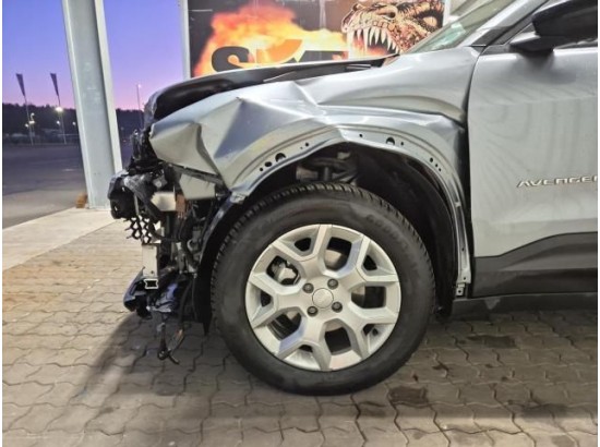 2025 Jeep Avenger Altitude