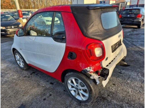 2018 Smart fortwo cabrio electric drive / EQ