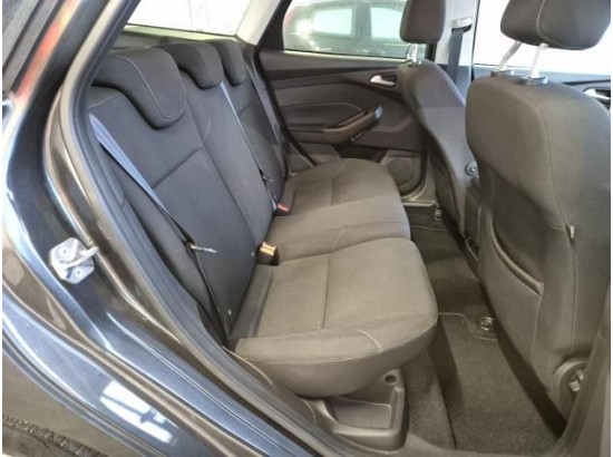 2015 Ford Focus Turnier Business