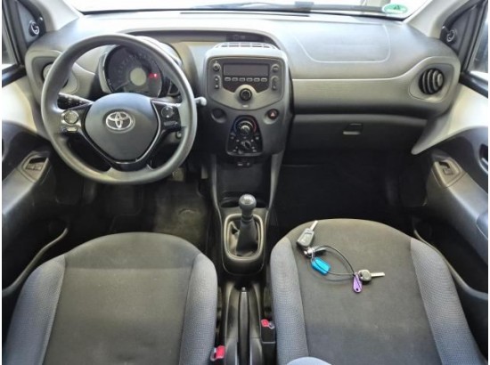 2019 Toyota AYGO x
