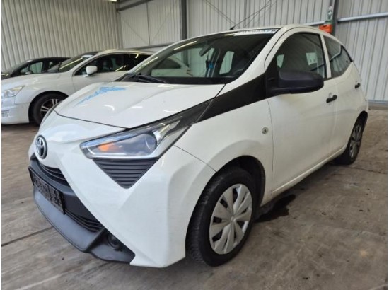 2019 Toyota AYGO x