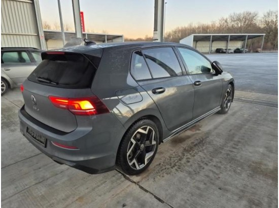 2025 Volkswagen Golf VIII Lim. 1.5 TSI 110 kW R-Line