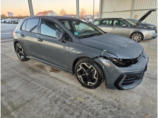 2025 Volkswagen Golf VIII Lim. 1.5 TSI 110 kW R-Line