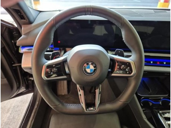 2025 BMW 5er Lim. 520 d M Sport