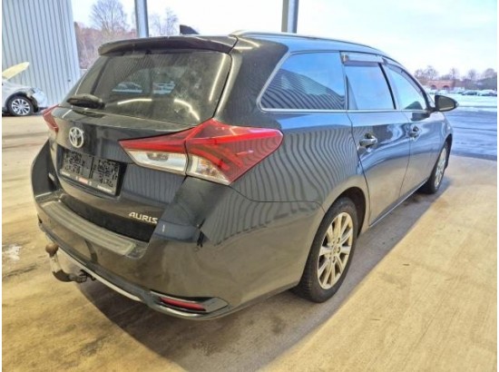 2016 Toyota Auris Touring Sports Executive