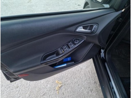 2018 Ford Focus Turnier Titanium