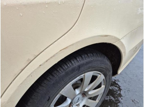 2016 Mercedes-Benz E -Klasse  E 200 BlueTec