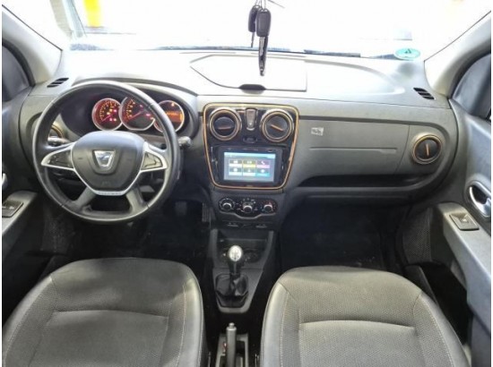 2017 Dacia Lodgy Stepway Celebration