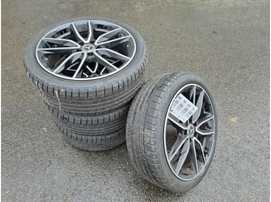 2025 Mercedes-Benz A -Klasse A 220 d Spezial Edition