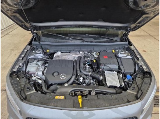 2025 Mercedes-Benz GLB GLB 180