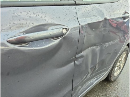 2016 Hyundai i10 YES!