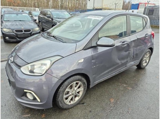 2016 Hyundai i10 YES!