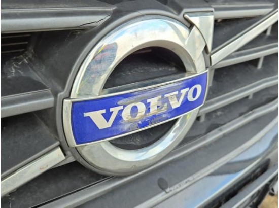 2016 Volvo XC60 Kinetic 2WD