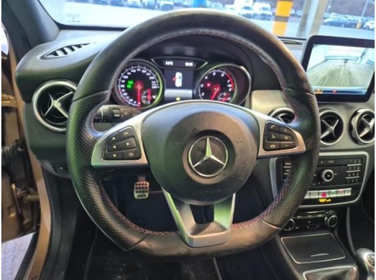 2018 Mercedes-Benz GLA -Klasse GLA 200