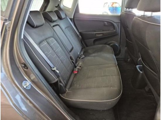 2015 Kia Venga Dream Team