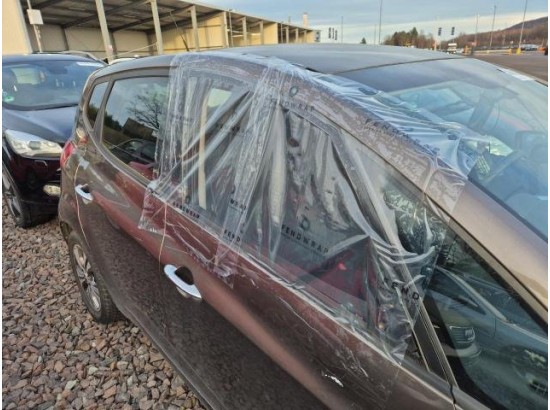 2015 Kia Venga Dream Team