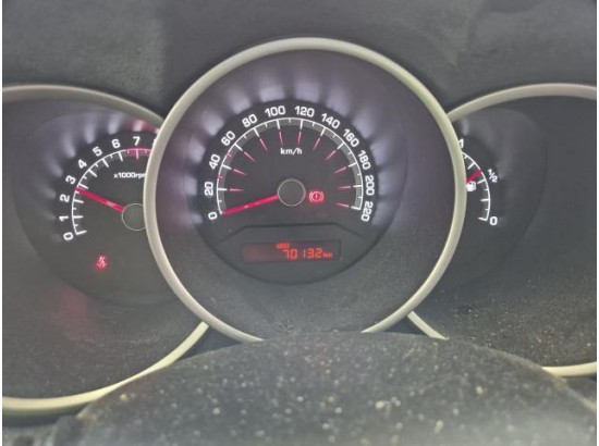 2015 Kia Venga Dream Team