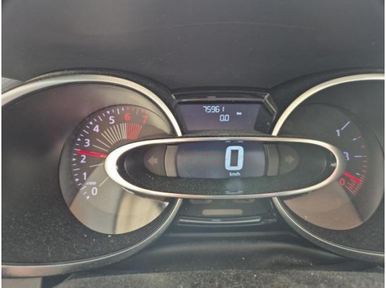 2016 Renault Clio IV Experience