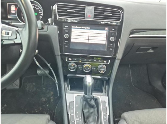 2019 Volkswagen Golf VII Lim. BMT/Start-Stopp Highline