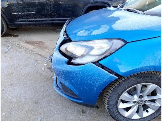 2016 Opel Corsa E drive