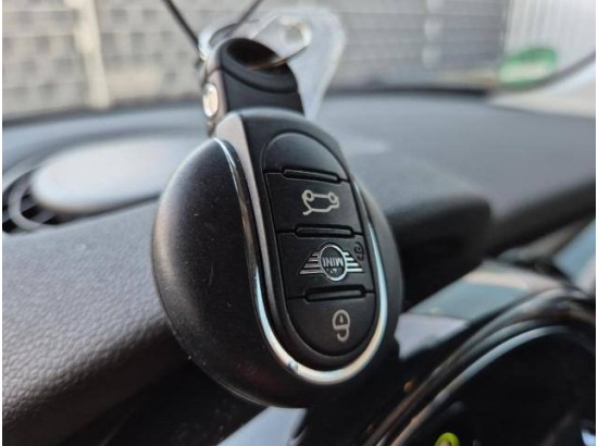 2023 Mini Mini Cooper Essential Trim