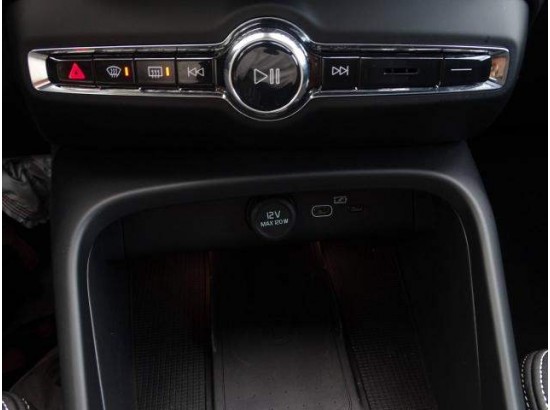 2025 Volvo EC40 300 kW Twin Motor AWD Ultra Black Edition