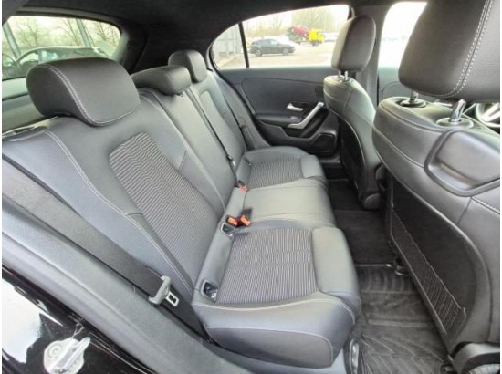 2020 Mercedes-Benz A -Klasse A180 Edition 19