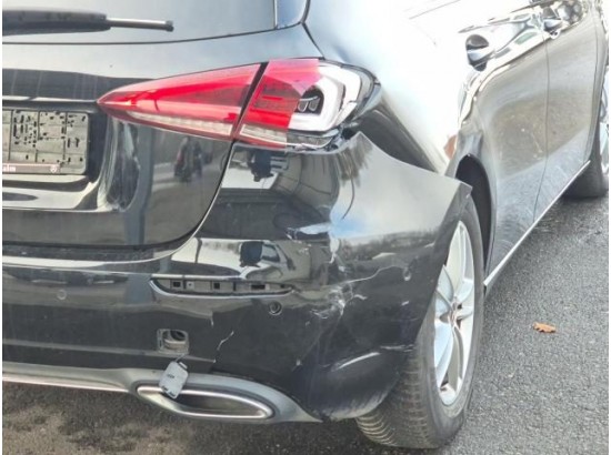 2020 Mercedes-Benz A -Klasse A180 Edition 19