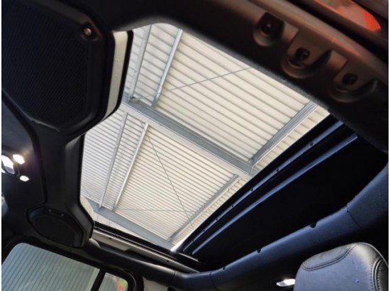 2020 Jeep Wrangler / Wrangler Unlimited Sahara