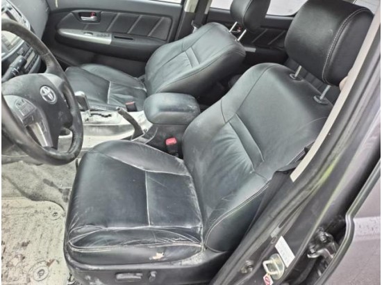 2015 Toyota Hilux Double Cab Executive 4x4