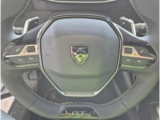 2025 Peugeot 2008 GT