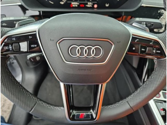 2022 Audi e-tron Sportback S quattro