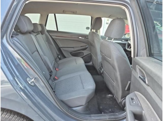 2025 Volkswagen Golf VIII Variant 1.5 eTSI 85 kW Life