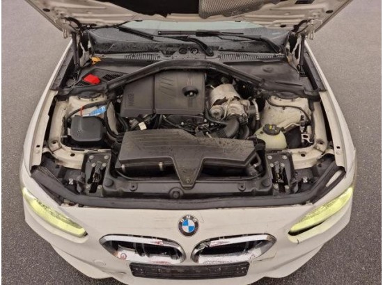 2015 BMW 1er Lim. 120i M Sport