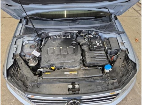 2024 Volkswagen Passat Variant Elegance