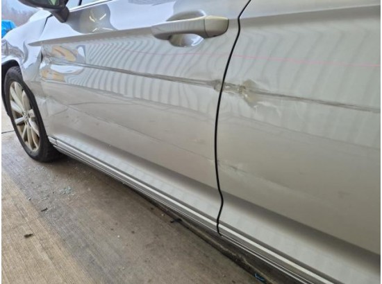 2024 Volkswagen Passat Variant Elegance