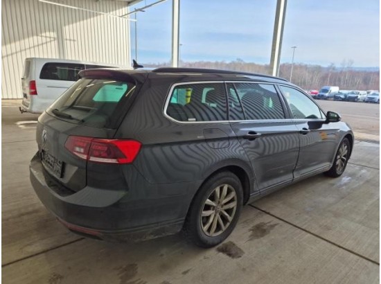 2024 Volkswagen Passat Variant Business