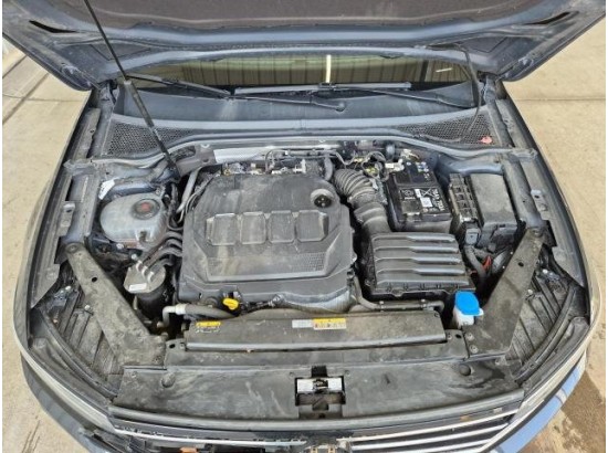 2024 Volkswagen Passat Variant Business